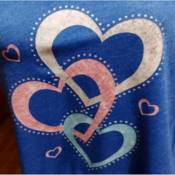 Handmade Women's V-Neck SS Blue T-Shirt Sz L Heart Graphics New Casual Wear - Picture 2 of 5